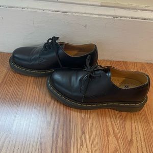 Dr. Martens size 6 shoes!